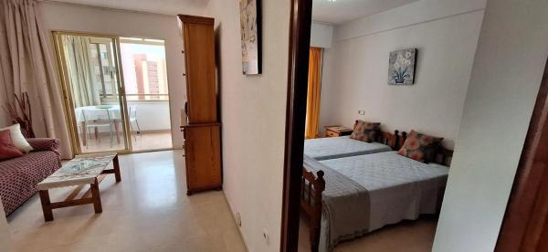 Piso en avenida Juan Fuster Zaragoza, 13