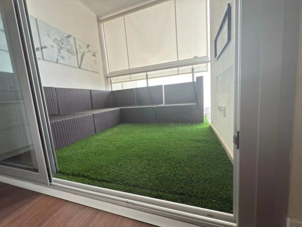 Piso en calle Presidente Adolfo Suárez, 6