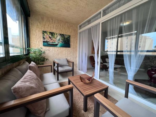 Piso en calle Cornellana, 1