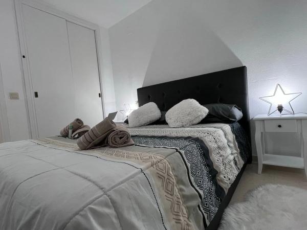 Piso en calle Cornellana, 1