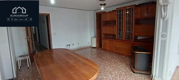 Piso en Barrio Zona Rincón Bajo