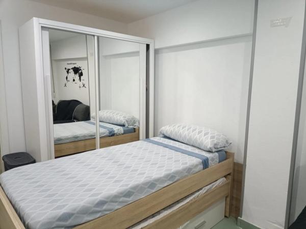 Piso en avenida Ametlla de Mar, 32