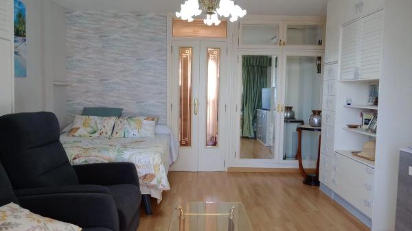 Estudio en Playa de Levante
