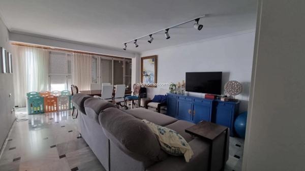 Piso en calle de Valencia