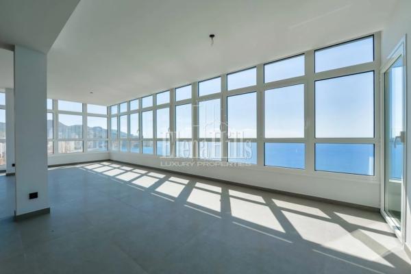 Ático en avenida de Alcoy