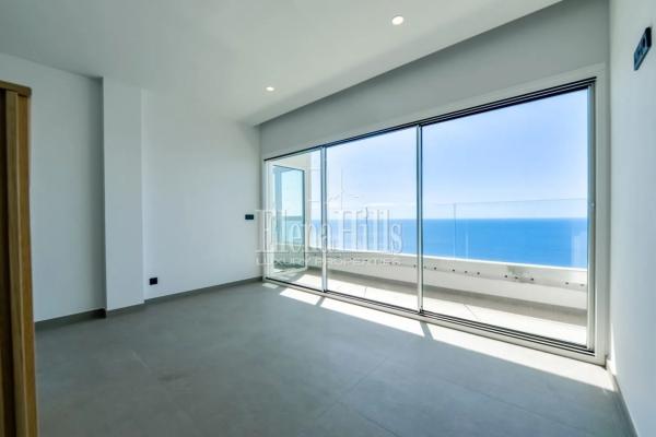 Ático en avenida de Alcoy