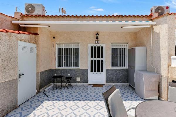 Casa independiente en avenida los Nenúfares