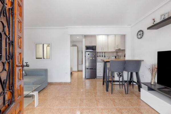 Casa independiente en avenida los Nenúfares