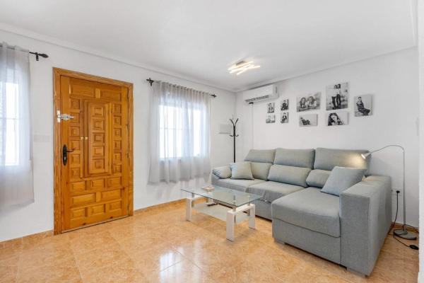 Casa independiente en avenida los Nenúfares