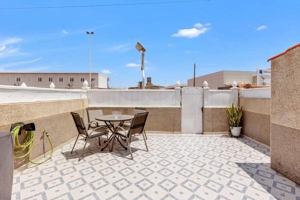 Casa independiente en avenida los Nenúfares