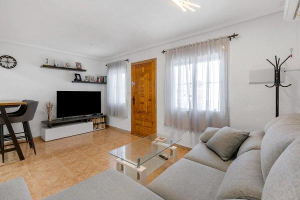 Casa independiente en avenida los Nenúfares