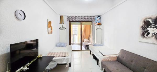 Piso en avenida Robleda, 2