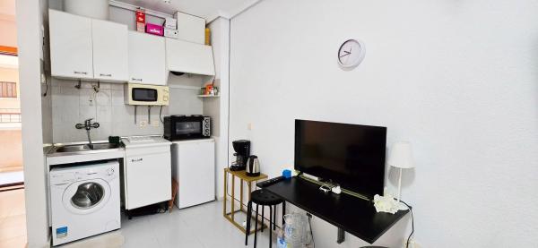 Piso en avenida Robleda, 2