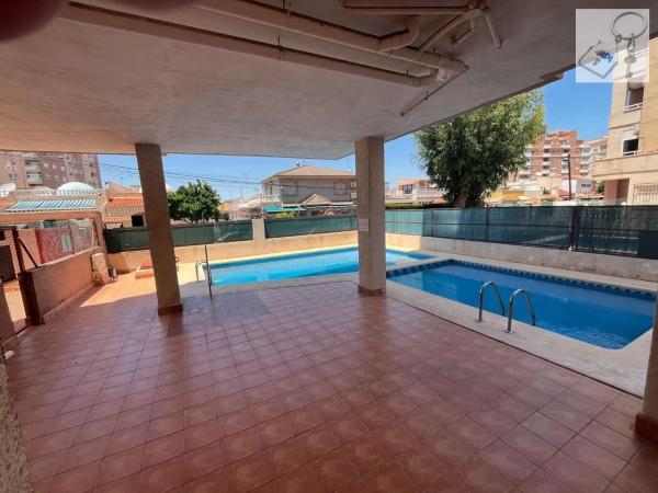 Piso en calle Dorotea, 72