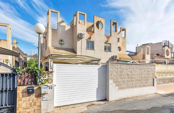 Dúplex en Barrio La Siesta - El Salado - Torreta