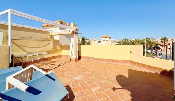 Ático en Barrio Los Balcones - Los Altos del Edén