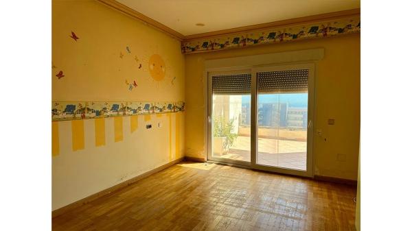 Chalet pareado en calle Castellón, 2