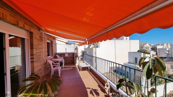 Ático en calle Bazan