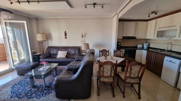 Ático en calle Bazan