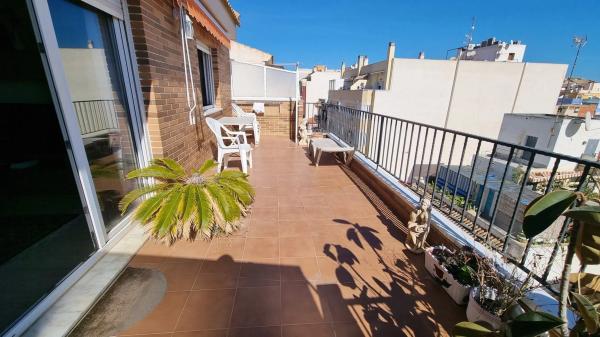 Ático en calle Bazan