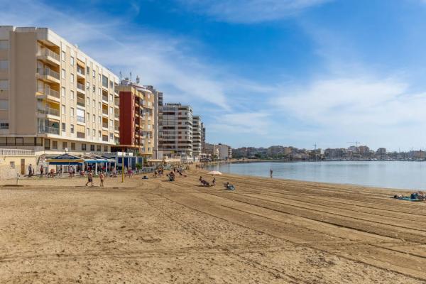 Chalet adosado en calle San Pascual