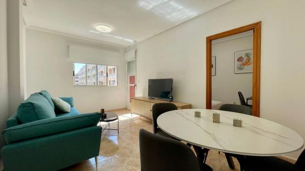 Piso en calle San Policarpo Número 91