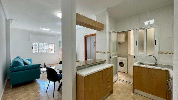 Piso en calle San Policarpo Número 91