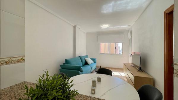 Piso en calle San Policarpo Número 91