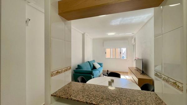 Piso en calle San Policarpo Número 91