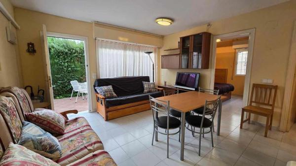 Piso en Barrio Parque Acuático - Sector 25