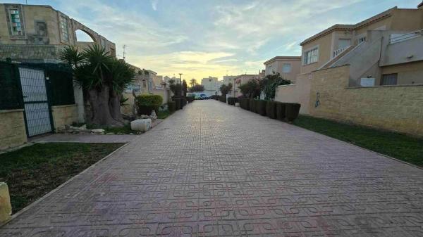 Piso en Barrio Parque Acuático - Sector 25