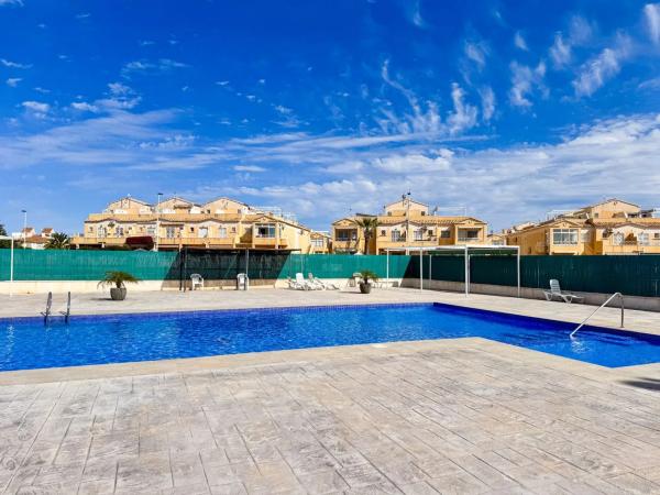 Chalet en calle Saeta