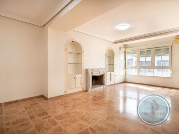 Piso en Barrio Centro - Muelle Pesquero