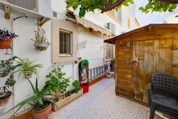 Casa independiente en Urbanizacion Parque Naciones