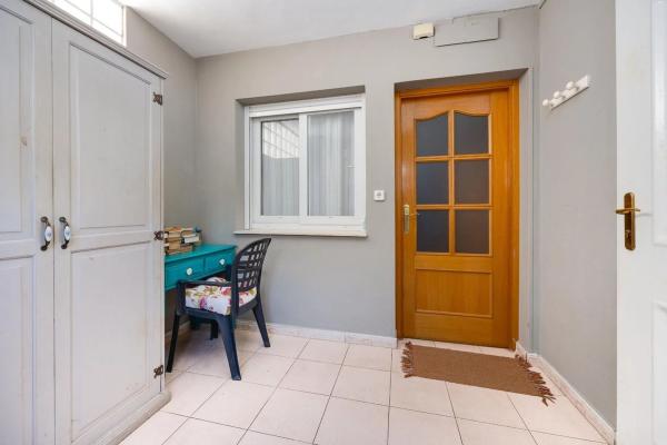 Casa independiente en Urbanizacion Parque Naciones