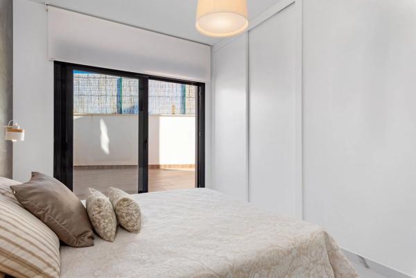 Piso en ronda Cesar Canovas Girada, 12