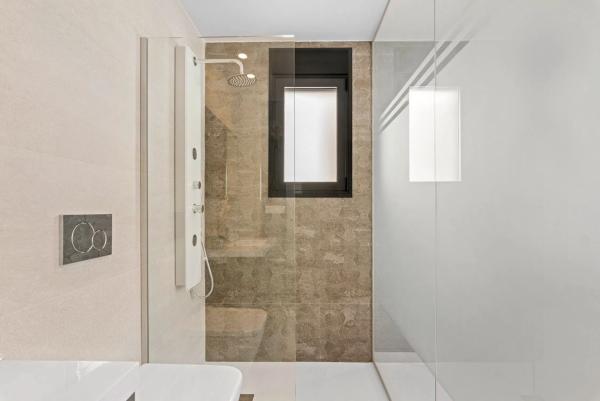 Piso en ronda Cesar Canovas Girada, 12