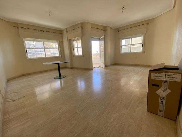 Piso en calle Canónigo Torres