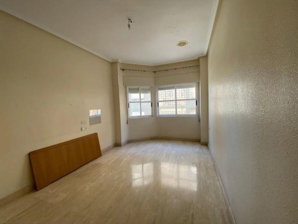 Piso en calle Canónigo Torres