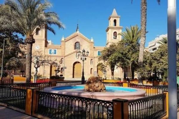 Piso en Barrio Puerto Deportivo