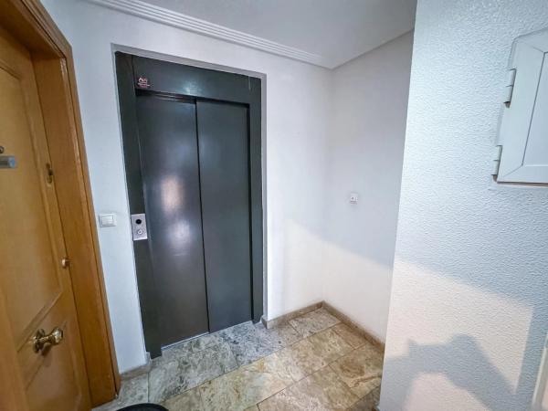 Piso en Barrio Puerto Deportivo