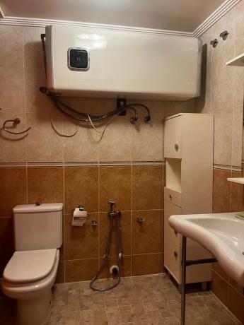 Piso en calle Campoamor, 50