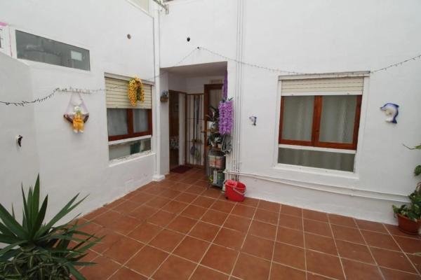 Piso en calle San Miguel de Salinas