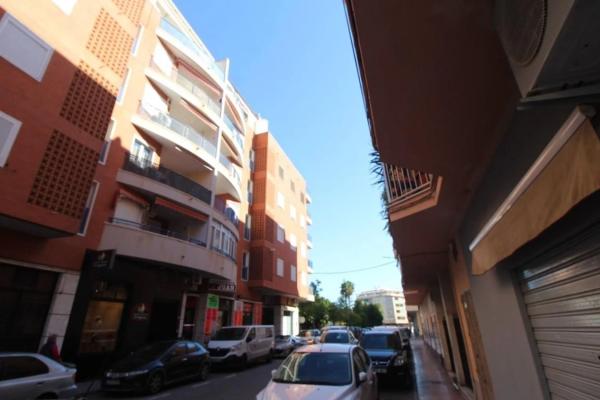 Piso en calle San Miguel de Salinas