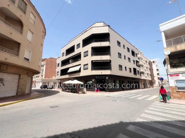 Piso en avenida del Mediterráneo