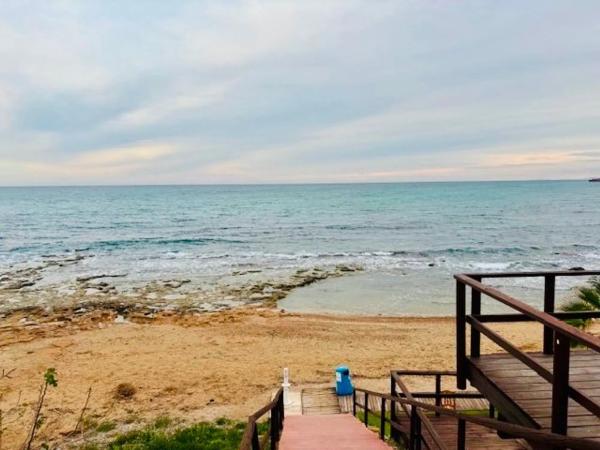 Chalet en Barrio Cabo Cervera