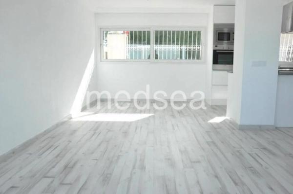 Casa independiente en calle Soria, 84