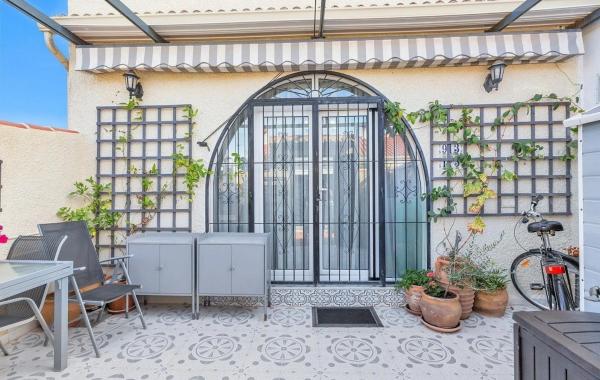 Chalet adosado en calle Rodrigo s/n