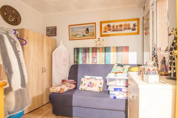 Chalet adosado en calle Lejona, 62