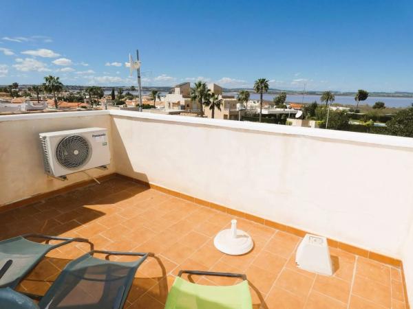 Chalet pareado en calle de las Lavanderas, 34